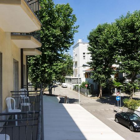 Hotel Londra Rimini Eksteriør bilde