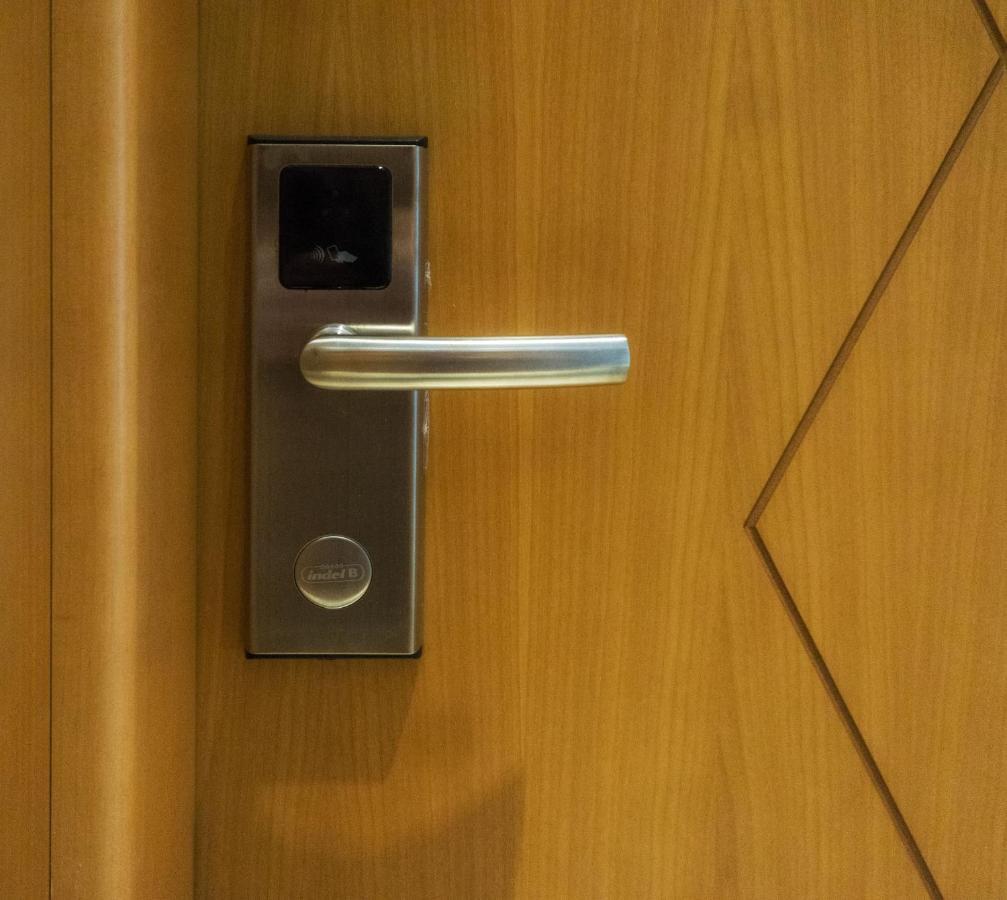 Hotel Londra Rimini Eksteriør bilde