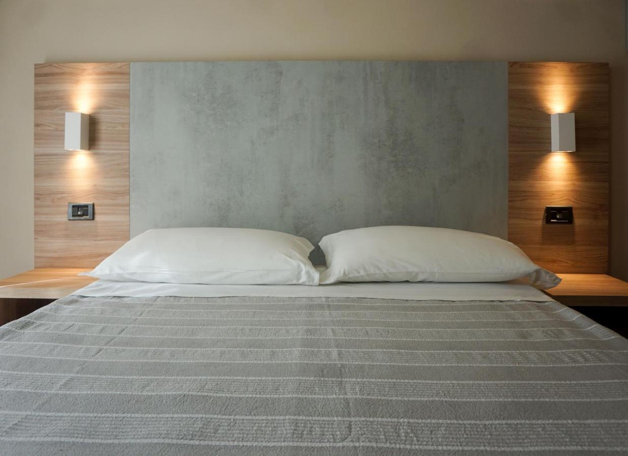 Hotel Londra Rimini Eksteriør bilde